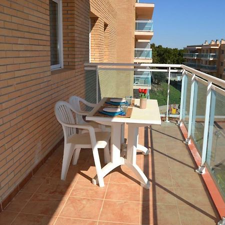 Lovely Familiar Apartment With Pool In Cap Salou Bagian luar foto
