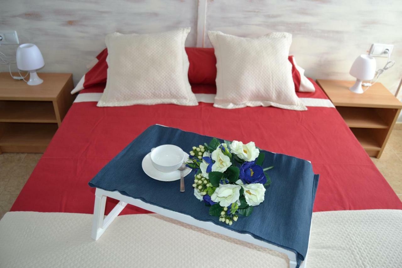 Lovely Familiar Apartment With Pool In Cap Salou Bagian luar foto