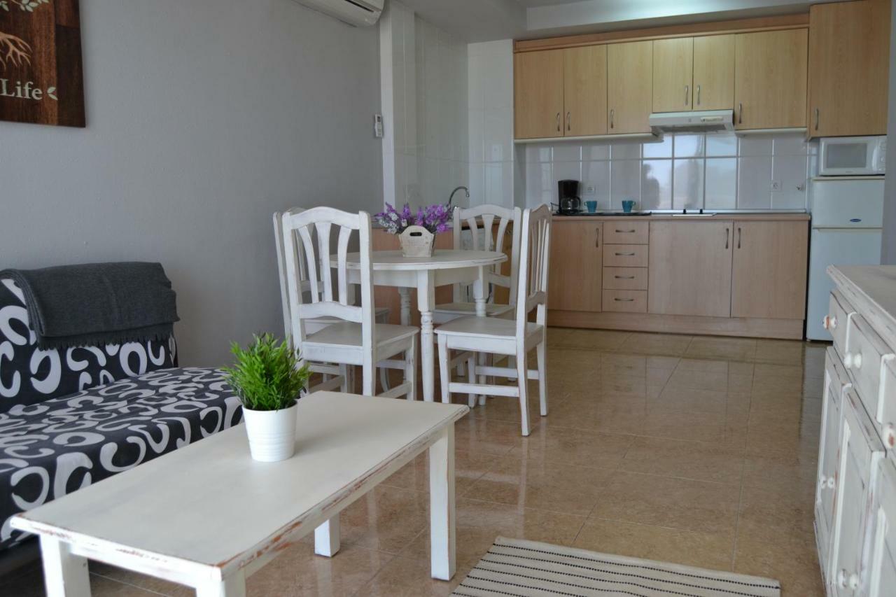 Lovely Familiar Apartment With Pool In Cap Salou Bagian luar foto
