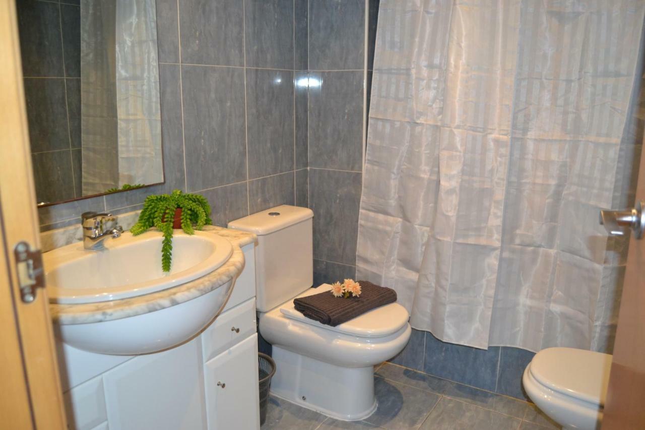 Lovely Familiar Apartment With Pool In Cap Salou Bagian luar foto