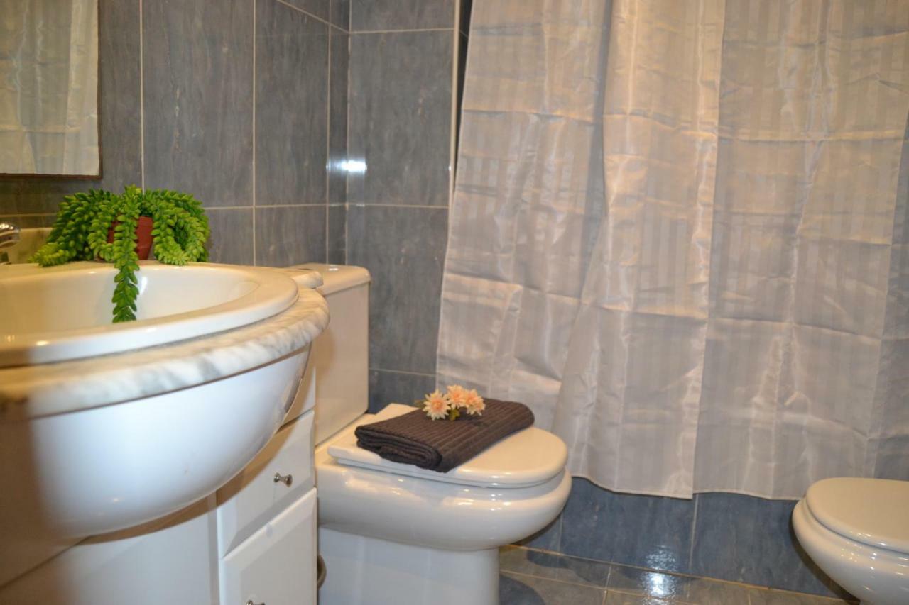Lovely Familiar Apartment With Pool In Cap Salou Bagian luar foto